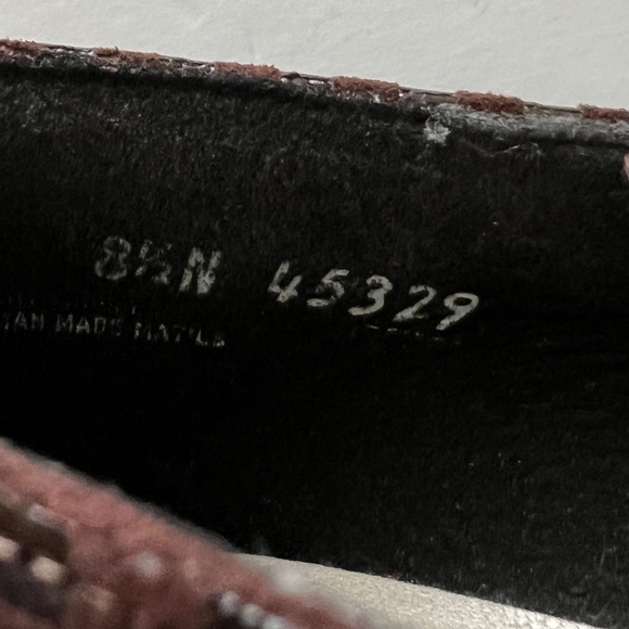 MAGDESIANS SHOES - BROWN CHECKERS TASSELS- 3/4" HEEL PUMPS - SIZE: 8 1… - Picture 8 of 9